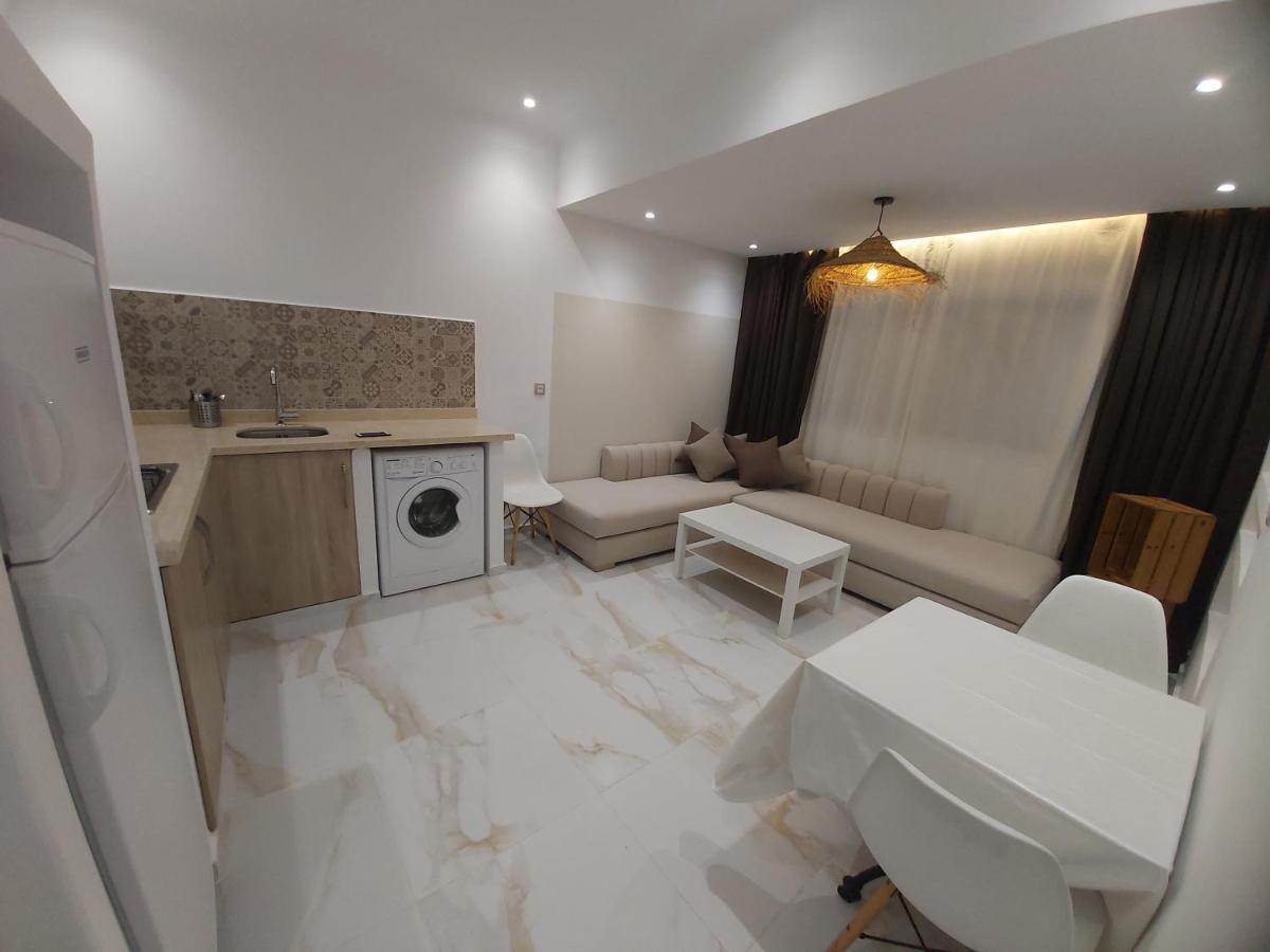 Piso Centrico Y A Pie De Playa. Apartment Martil Bagian luar foto