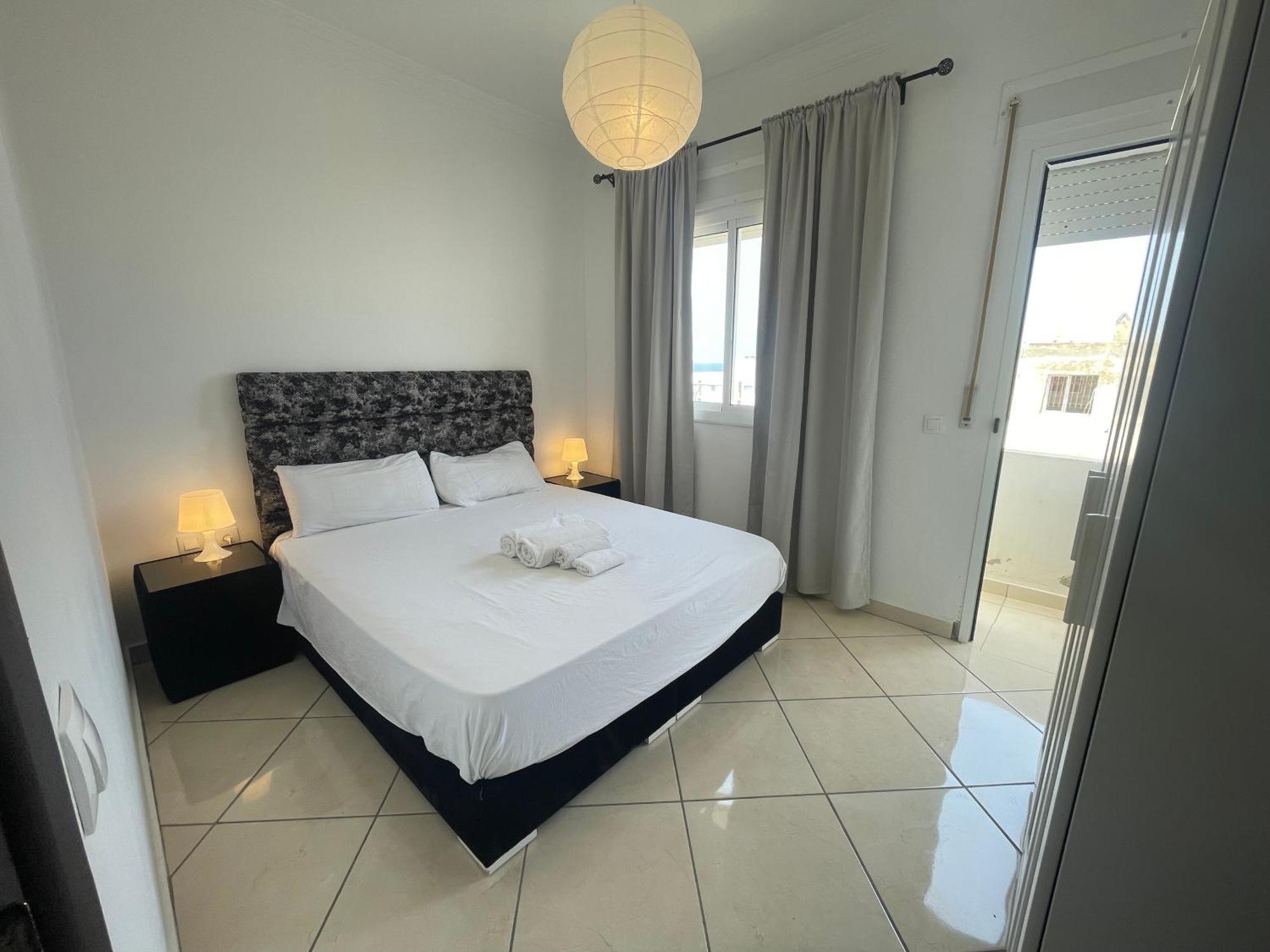 Piso Centrico Y A Pie De Playa. Apartment Martil Bagian luar foto